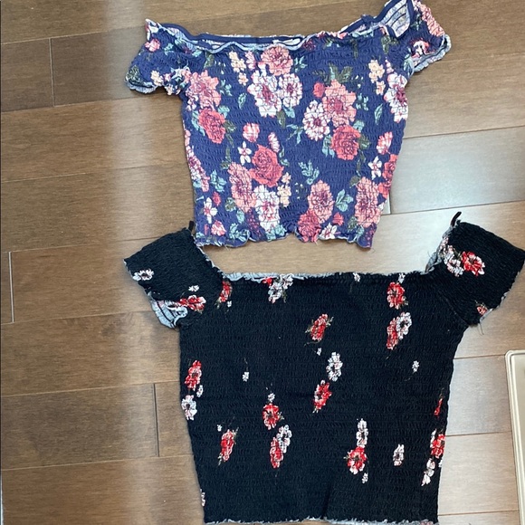 Garage Tops - Garage Floral Off-Shoulder Crop Tops set of 2